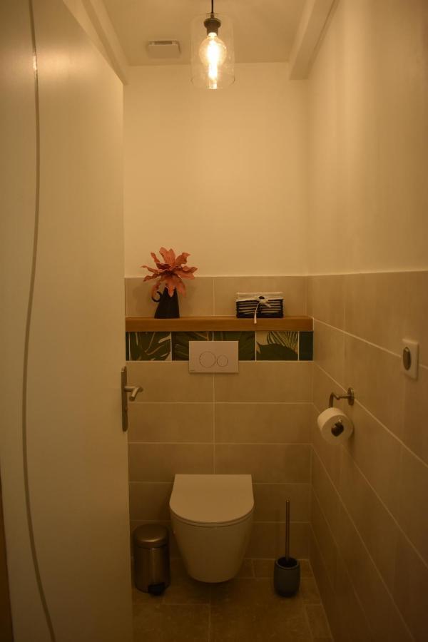 Chambre Au Calme Avec Spa Privatif Gratuit Sud Aveyron Les Palmiers Des Causses Saint-Rome-de-Tarn Exteriör bild